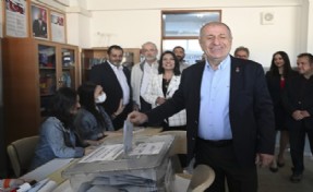 Zafer Partisi lideri Ümit Özdağ oyunu kullandı