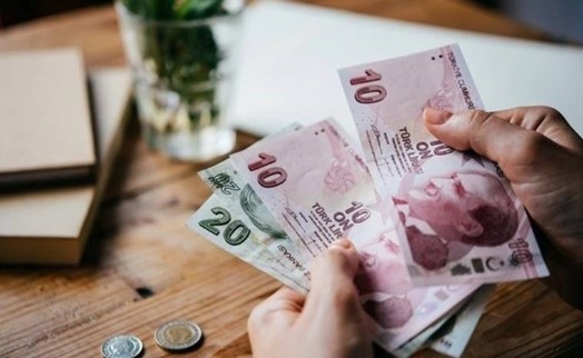 Aylıklar eriyor! 'Emekli 3 ayda bin 500 lira kaybetti'