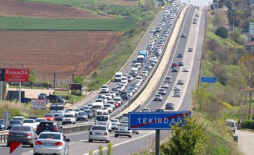 Bakan Yerlikaya: Dönüşler başladı, trafik yoğunluğu artıyor