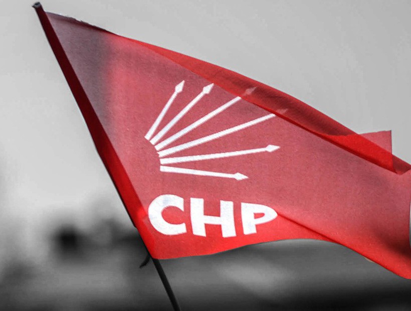 Başka partiye çalışan CHP'lilere ihraç!