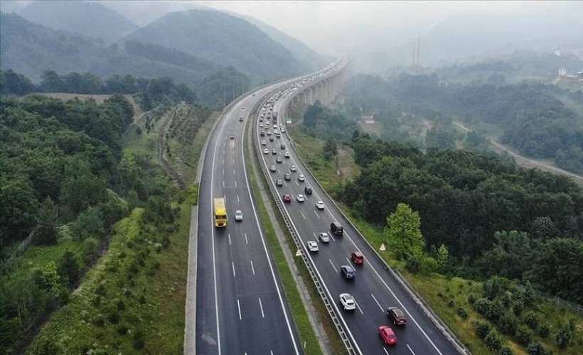 Kamyon, tanker ve çekiciler, o gün trafiğe çıkamayacak