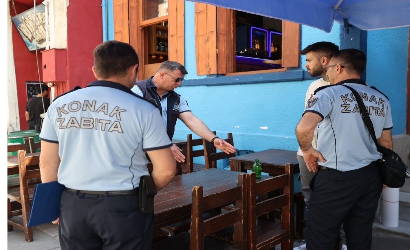 Konak zabıtasından ruhsat ve kaldırım işgaline sıkı denetim