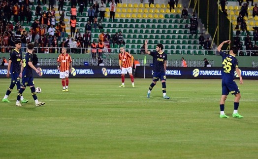 Fenerbahçe ve Galatasaray, PFDK'ye sevk edildi