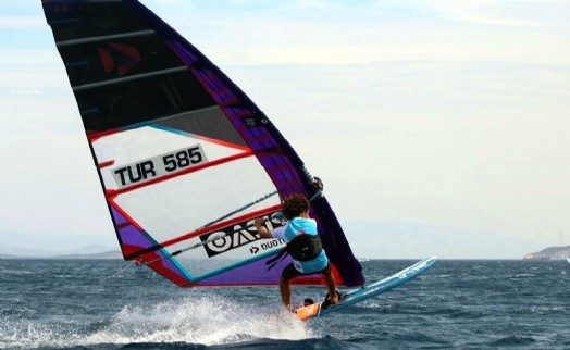 Windsurf Türkiye Slalom Ligi Foça etabıyla başlıyor