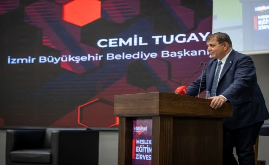 Başkan Tugay Mesleki Eğitim Zirvesi'ne katıldı