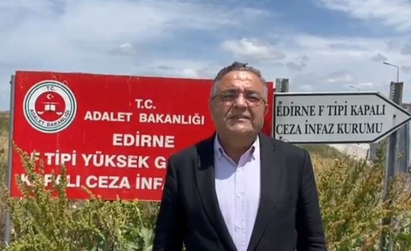 CHP'li Sezgin Tanrıkulu'ndan Selahattin Demirtaş'a cezaevinde ziyaret