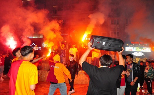 Galatasaray’ın şampiyonluğu Manisa’da coşkuyla kutlandı