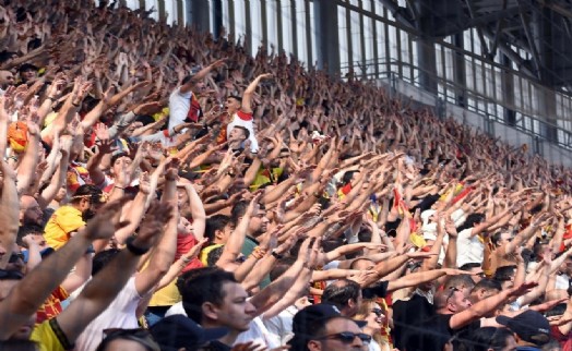 Göztepe tribünde de şampiyon oldu!