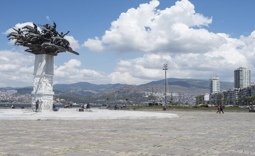 İzmir'de emekliler 25 Mayıs'ta Gündoğdu'da buluşacak!