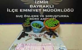 İzmir'de evinde silah ve uyuşturucuyla yakalanan şüpheli gözaltına alındı