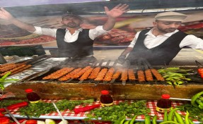 İzmir’de Adana Şalgam-Kebap Festivali başladı