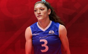 Karşıyaka'da voleybolda bir takviye daha