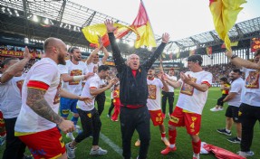 Kural değişti, Göztepe Süper Lig’e geldi