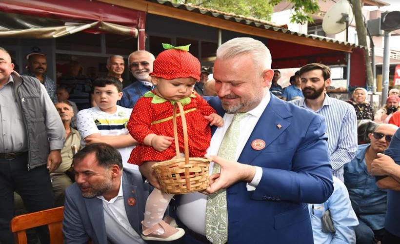 Menemen'de 14. Emiralem Çilek Festivali'ne geri sayım