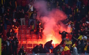 Olaylı Göztepe-Altay maçında tribüne fişek atan sanığın cezası belli oldu