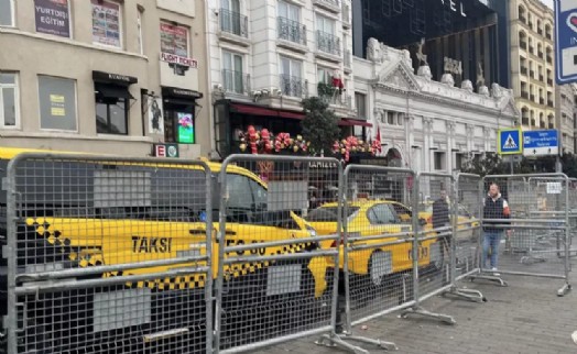 Taksim'e çıkan tüm yollar kapatıldı