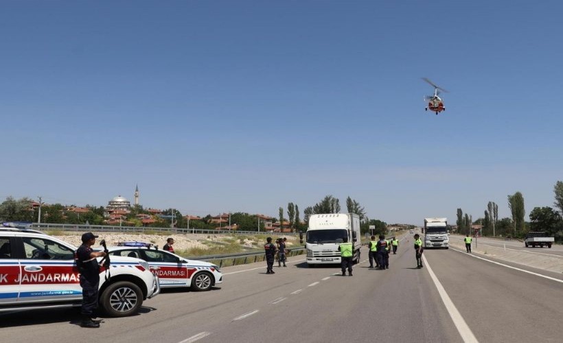 Afyonkarahisar'da cayrokopterli denetim