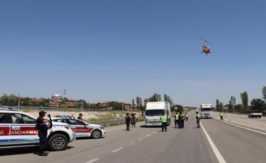 Afyonkarahisar'da cayrokopterli denetim