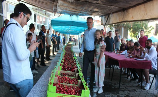 Alaşehir'in 'En İyi Kirazı' seçildi