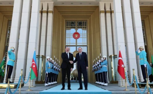Azerbaycan Cumhurbaşkanı Aliyev, Ankara'da; Erdoğan ile bir araya geldi