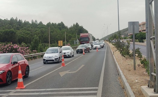 Bayram öncesi Muğla'ya tatilci akını; kilometrelerce araç kuyruğu oluştu