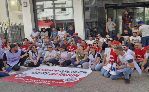 CHP önünden Tugay'a seslendiler: İzmir eylem alanına dönüşecek!