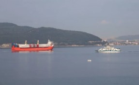 Çanakkale Boğazı tek yönlü gemi trafiğine kapatıldı