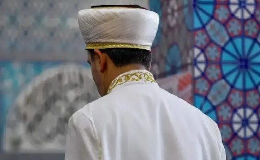 Diyanet imamlar arası tiyatro yarışması: Rahleden sahneye