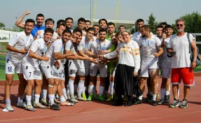 Ege Üniversitesi Futbol Takımı Türkiye şampiyonu oldu