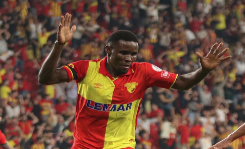 Göztepe'de 2 futbolcunun kaderi belli olacak!