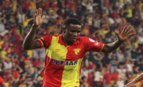 Göztepe'de 2 futbolcunun kaderi belli olacak!