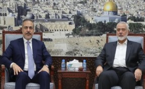Hakan Fidan, Katar'da Hamas lideri Haniye ile bir araya geldi