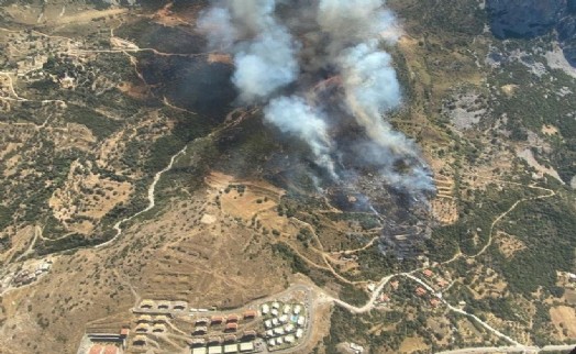 Karaburun ve Urla'da peş peşe orman yangını