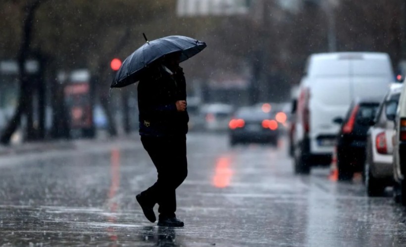 Meteoroloji 13 ili sarı kodla uyardı: Kuvvetli sağanak geliyor