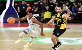 Pınar Karşıyaka'da McCollum tamam