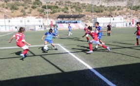 Bayraklı’da U-12 Cup Futbol Turnuvası heyecanı