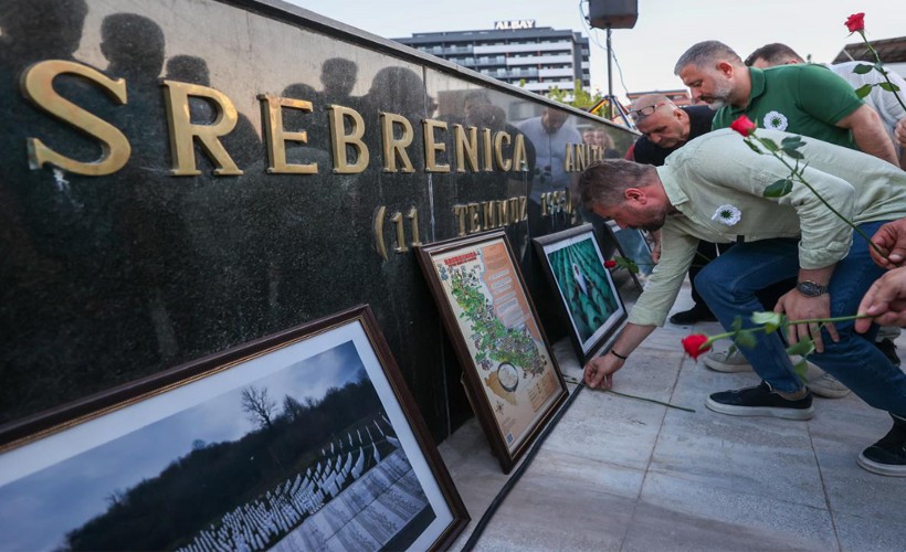 Buca’da Srebrenitsa için duygu dolu anma töreni