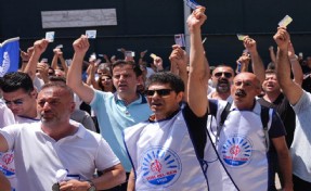 Büyükşehir'de TİS gerginliği devam ediyor: İZSU önünde eylem!