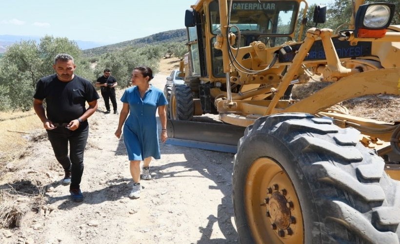 Efes Selçuk'ta Büyükşehir iş birliği ile üretim yolları düzeliyor