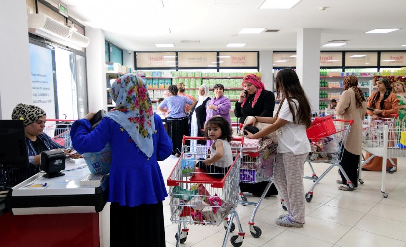 Bornova'da ilk Kent Market kapılarını açtı