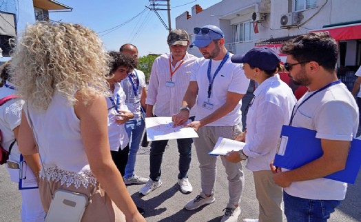 İzmir SAHA ekipleri mahallelerde