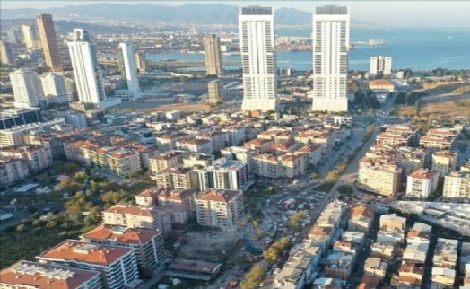 İzmir'de depreme dayanıksız yapı alarmı: Binaların yüzde 36'sı kaçak