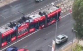 İzmir'de tramvay seferlerinde aksama