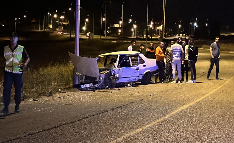 Kütahya'da zincirleme kaza: 1 ölü, 4 yaralı