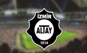 Altay evinde perdeyi açıyor