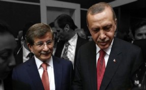 Ankara kulislerini sarsan çıkış! Davutoğlu AK Parti'ye geri mi dönüyor?