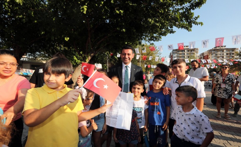 Bayraklı’da yaz okullarına muhteşem final