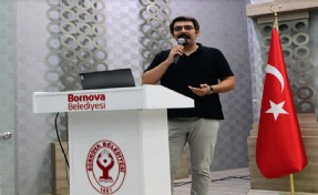 Bornova’da muhtarlara Kent Konseyi semineri