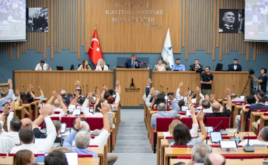 Büyükşehir'den yangınlara karşı hamle: Tugay ve Boztepe arasında tuhaf diyalog