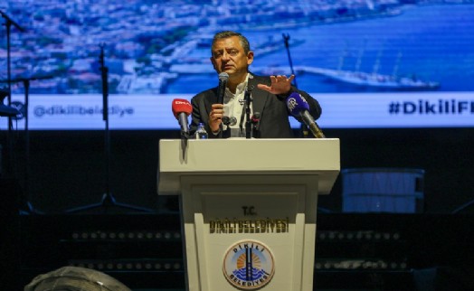 CHP Lideri Özel'den İzmir'de çarpıcı mesajlar: Başkanlar iktidarın önünü açacak!